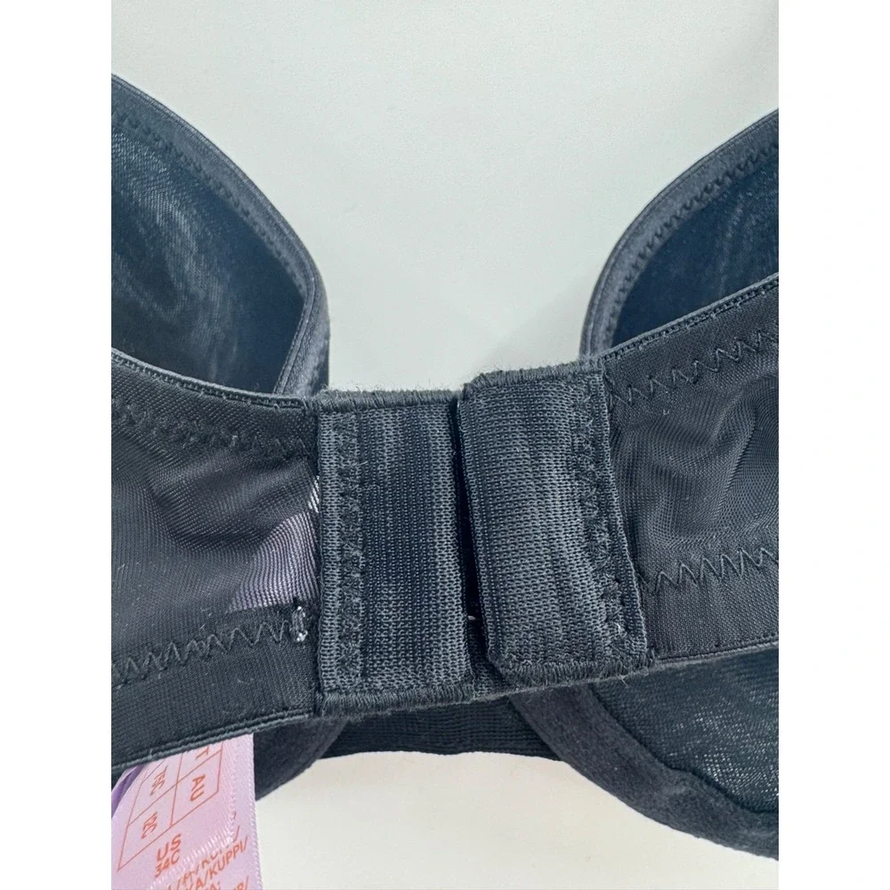 Savage X Fenty by Rihanna Nothin' But Net Plunge Bra Women 34C Black Unlined NWT